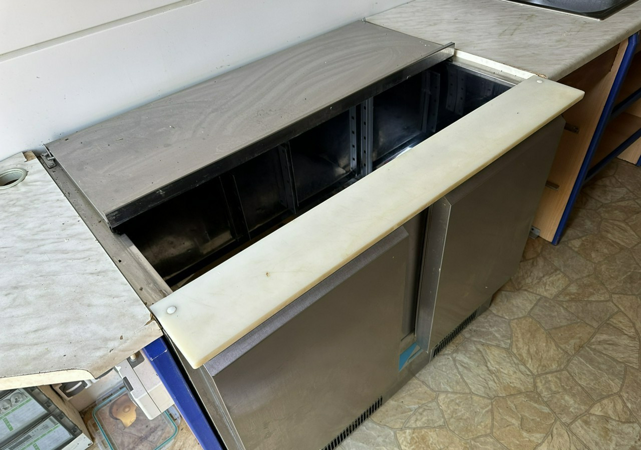 Inna Inny Smażalnia ryb Autosklep Gastronomiczna food truck foodtruck sklep 20 - Remolque venta ambulante: foto 5 Inna Inny Smażalnia ryb Autosklep Gastronomiczna food truck foodtruck sklep 20 - Remolque venta ambulante: foto 5