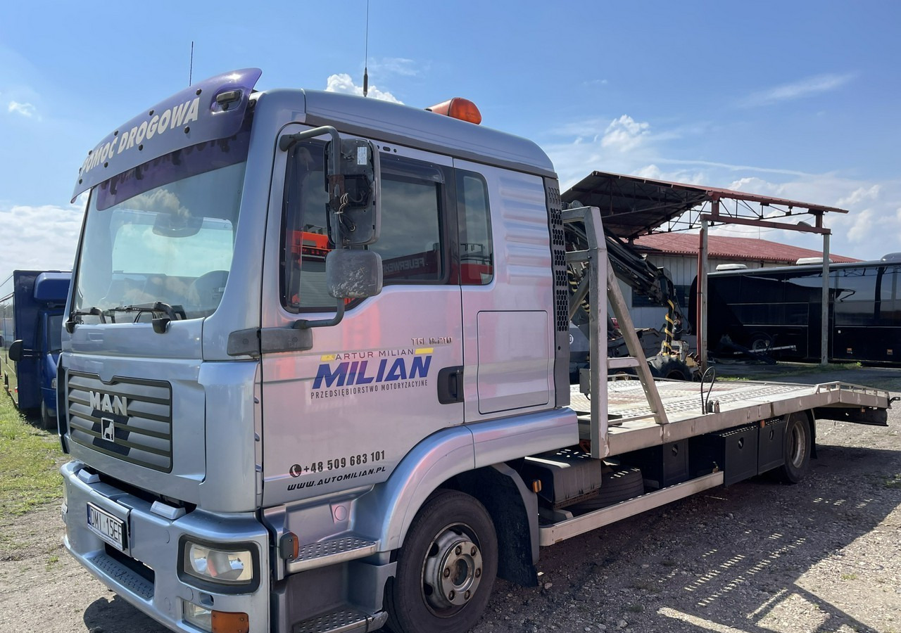 MAN Inny MAN MAN TGL 8.210 Pomoc drogowa Autolaweta na 2 Auta 2005 - Grua de remolque autos: foto 1 MAN Inny MAN MAN TGL 8.210 Pomoc drogowa Autolaweta na 2 Auta 2005 - Grua de remolque autos: foto 1