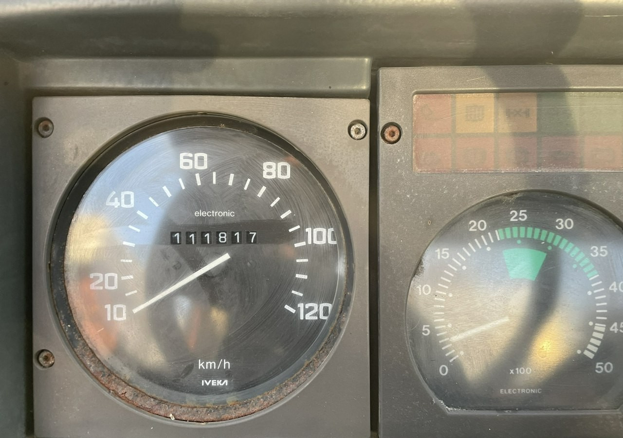 MAN Inny MAN Multicar 4X4 wywrotka - Furgoneta basculante: foto 5 MAN Inny MAN Multicar 4X4 wywrotka - Furgoneta basculante: foto 5