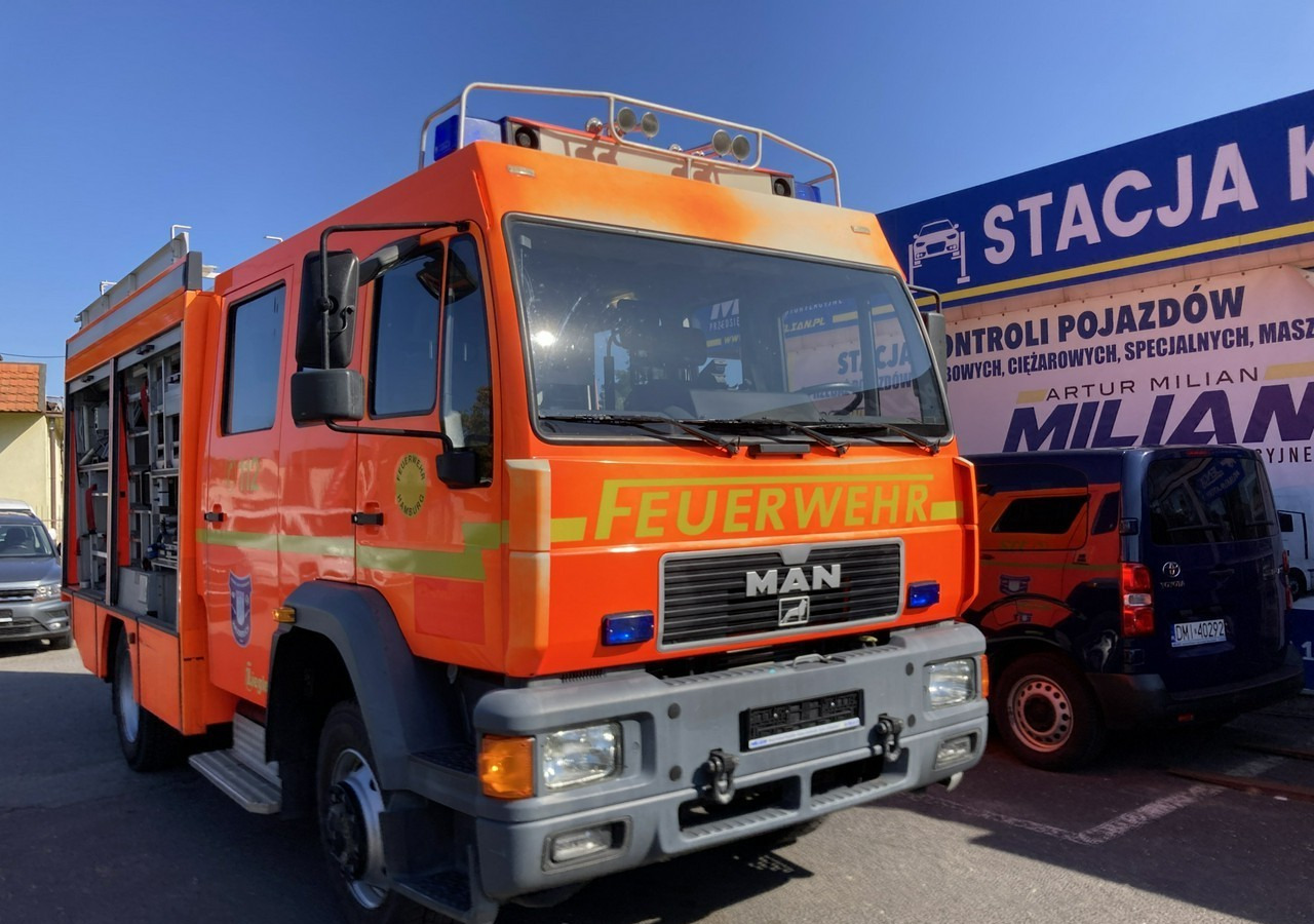 MAN MAN 15,250 Straż pożarna gaśnicza 9-osobowa 4X4 Wóz strażacki MAN 15,250 Straż pożarna gaśnicza 9-osobowa 4X4 Wóz strażacki - Camión de bomberos: foto 4 MAN MAN 15,250 Straż pożarna gaśnicza 9-osobowa 4X4 Wóz strażacki MAN 15,250 Straż pożarna gaśnicza 9-osobowa 4X4 Wóz strażacki - Camión de bomberos: foto 4