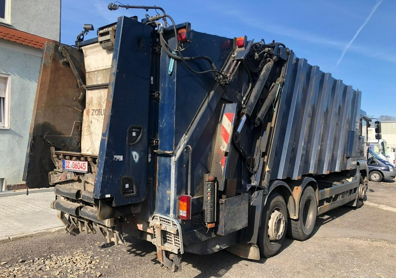 MAN TGA 26.320 Śmieciarka TGA 26.320 Śmieciarka Powerpress 525 FAUN 2008 - Camión de basura: foto 3 MAN TGA 26.320 Śmieciarka TGA 26.320 Śmieciarka Powerpress 525 FAUN 2008 - Camión de basura: foto 3