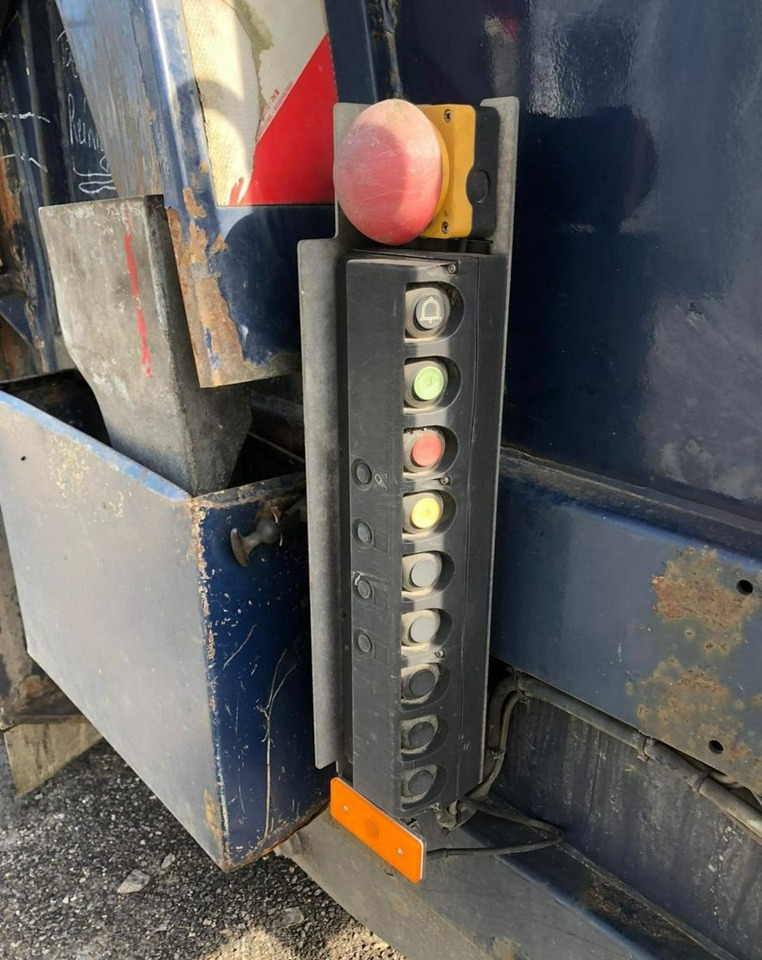 Arrendamiento de MAN TGA 26.320 Śmieciarka TGA 26.320 Śmieciarka Powerpress 525 FAUN 2008 MAN TGA 26.320 Śmieciarka TGA 26.320 Śmieciarka Powerpress 525 FAUN 2008: foto 7 Arrendamiento de MAN TGA 26.320 Śmieciarka TGA 26.320 Śmieciarka Powerpress 525 FAUN 2008 MAN TGA 26.320 Śmieciarka TGA 26.320 Śmieciarka Powerpress 525 FAUN 2008: foto 7