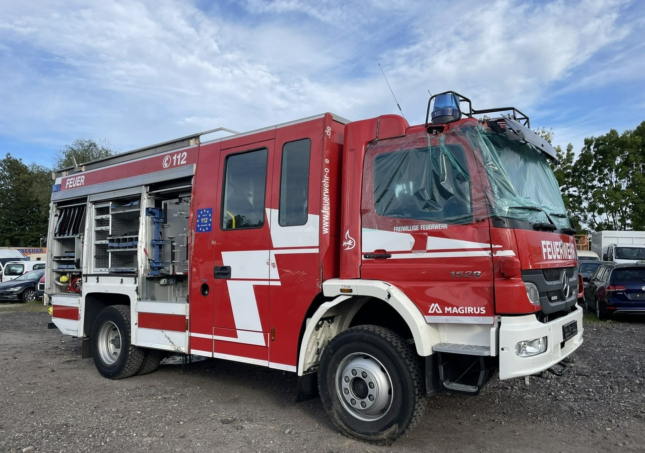 Mercedes-Benz Atego 1529 LF20 Straż Pożarna 4X4 Wóż Strażacki 6647km M2016 Atego 1529 LF20 Straż Pożarna 4X4 Wóż Strażacki 6647km ... - Camión de bomberos: foto 5 Mercedes-Benz Atego 1529 LF20 Straż Pożarna 4X4 Wóż Strażacki 6647km M2016 Atego 1529 LF20 Straż Pożarna 4X4 Wóż Strażacki 6647km ... - Camión de bomberos: foto 5