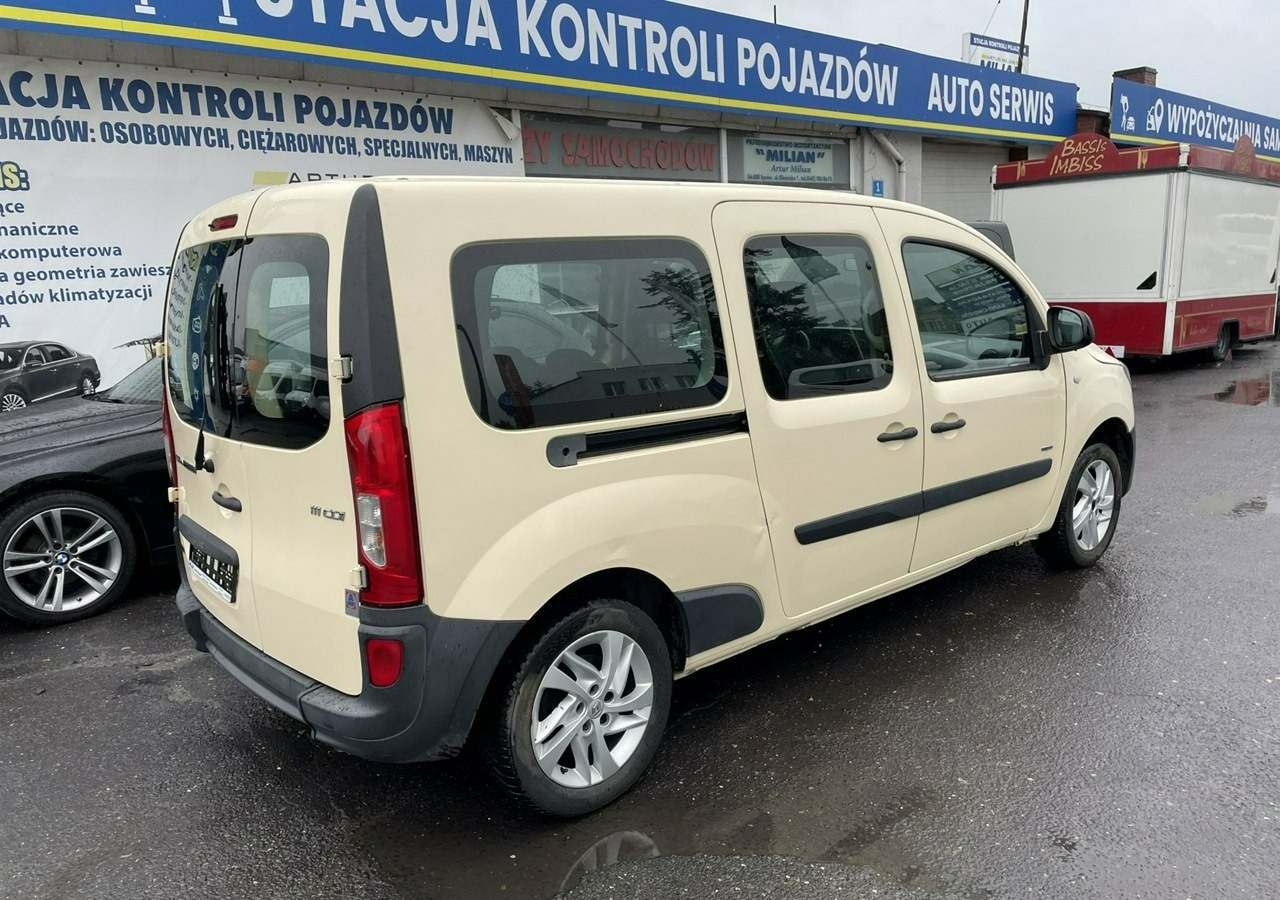 Mercedes-Benz Citan Citan Tourer Mercedes Citan 6-osob przewozu Niepełnosprawnych inwalida - Coche familiar: foto 4 Mercedes-Benz Citan Citan Tourer Mercedes Citan 6-osob przewozu Niepełnosprawnych inwalida - Coche familiar: foto 4