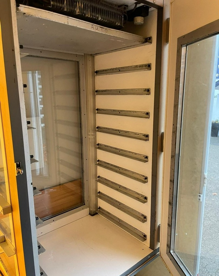 Fiat Ducato Autosklep pieczywa Gastronomiczny Food Truck Foodtruck sklep Borco - Otra maquinaria: foto 4 Fiat Ducato Autosklep pieczywa Gastronomiczny Food Truck Foodtruck sklep Borco - Otra maquinaria: foto 4