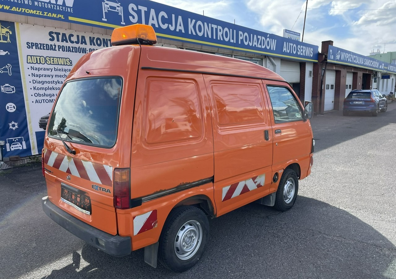 Piaggio Piaggio Porter Furgon 39348km 2x boczne drzwi 2012 - Furgón: foto 3 Piaggio Piaggio Porter Furgon 39348km 2x boczne drzwi 2012 - Furgón: foto 3