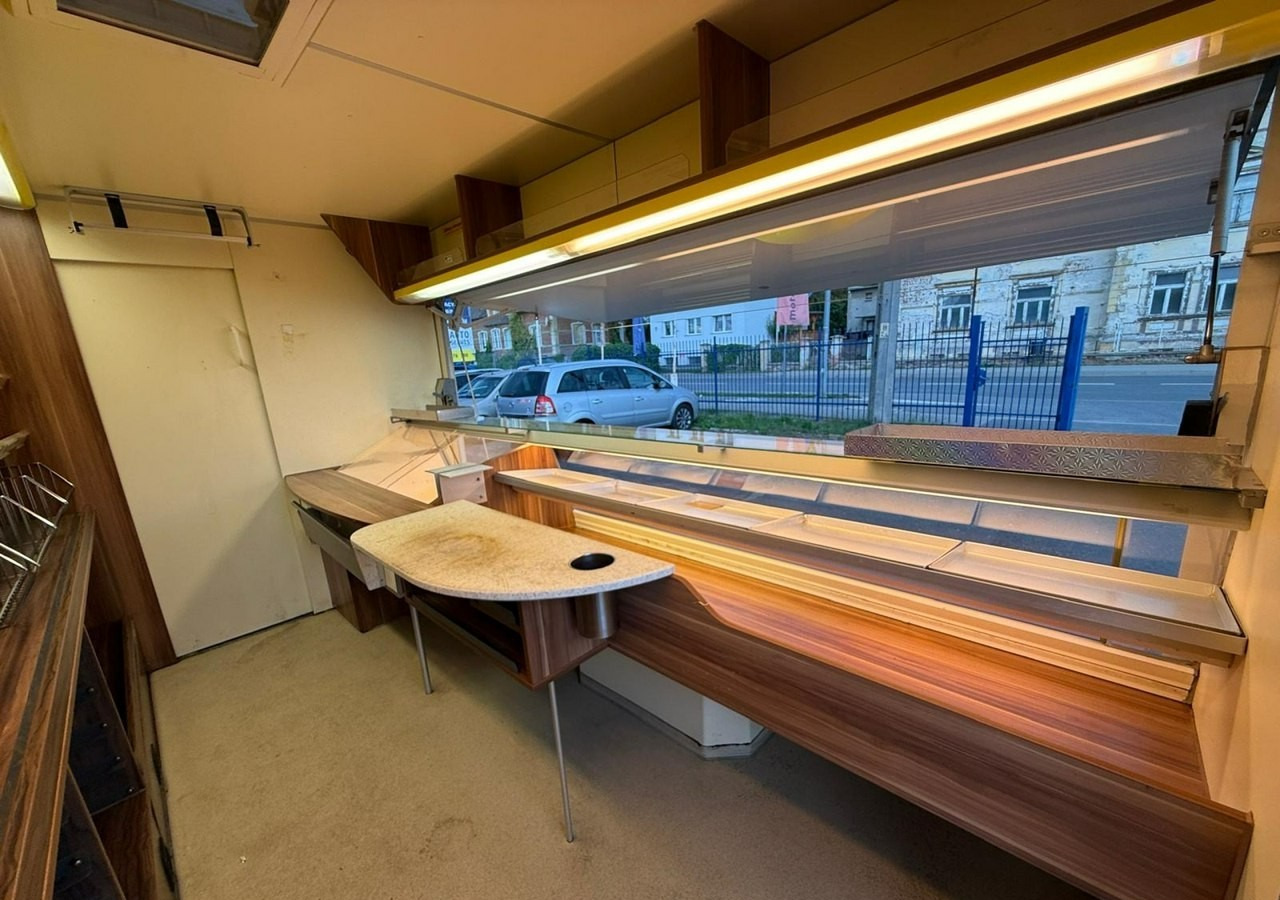 Renault Master Autosklep pieczyw Sklep Gastronomiczny Food Truck Foodtruck BORCO 20 - Camión tienda: foto 4 Renault Master Autosklep pieczyw Sklep Gastronomiczny Food Truck Foodtruck BORCO 20 - Camión tienda: foto 4