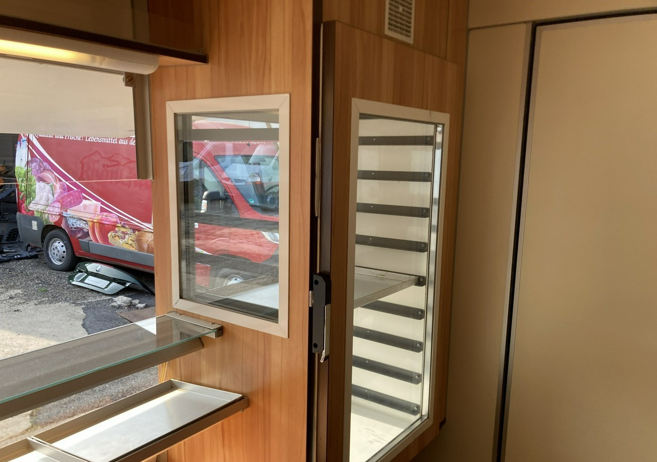 Camión tienda Renault Master Autosklep pieczywa Gastronomiczny Food Truck Foodtruck sklep BORCO20: foto 12