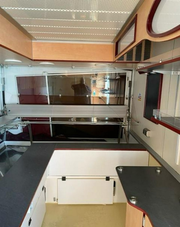 Renault Master Autosklep wędlin Gastronomiczny Food Truck Foodtruck sklep Klima Bor - Camión tienda: foto 4 Renault Master Autosklep wędlin Gastronomiczny Food Truck Foodtruck sklep Klima Bor - Camión tienda: foto 4