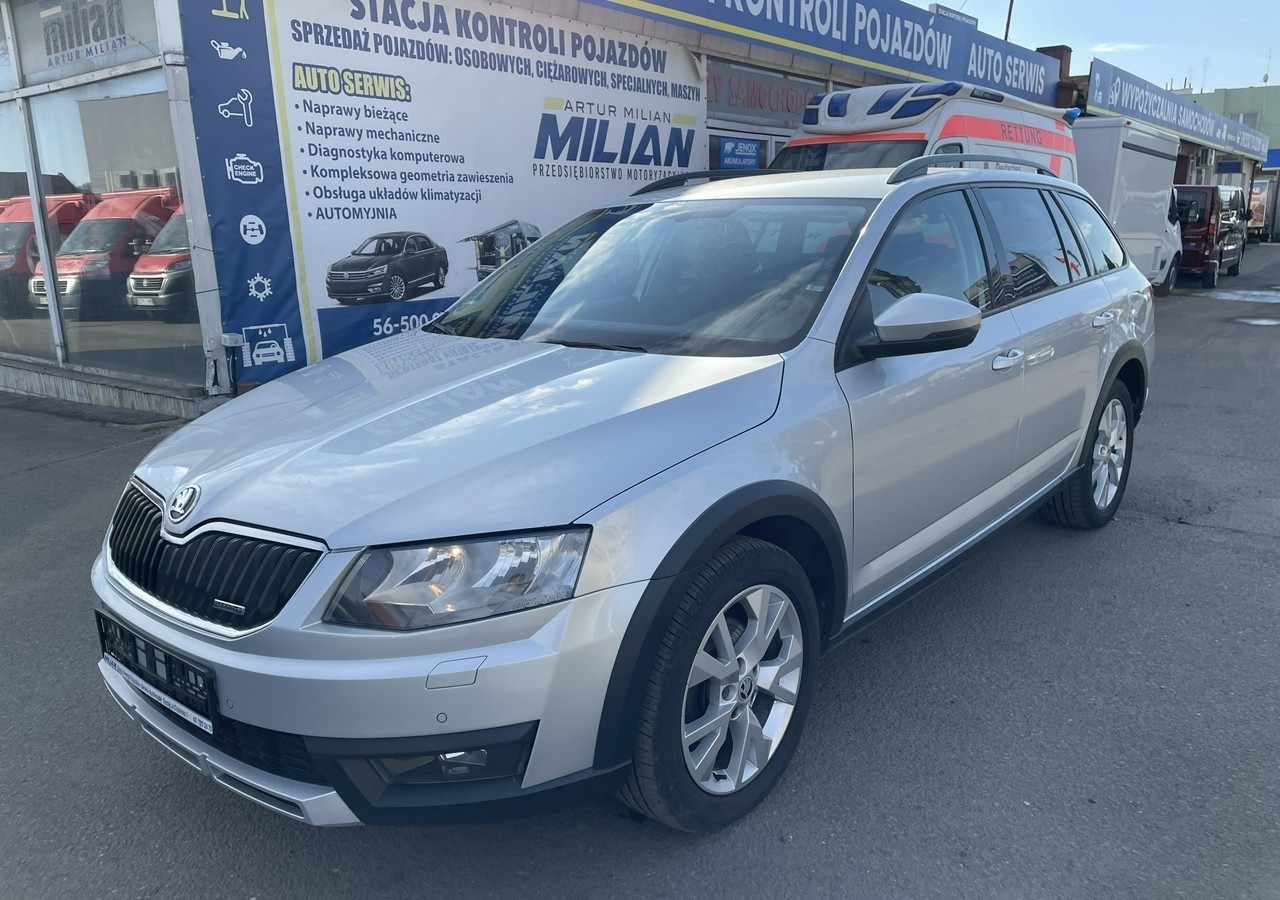 Skoda Octavia III Skoda Octavia 4X4 Scout 2.0 TDI -150KM Model 2017 Bezwypadkowa FV 23 - Coche: foto 1 Skoda Octavia III Skoda Octavia 4X4 Scout 2.0 TDI -150KM Model 2017 Bezwypadkowa FV 23 - Coche: foto 1