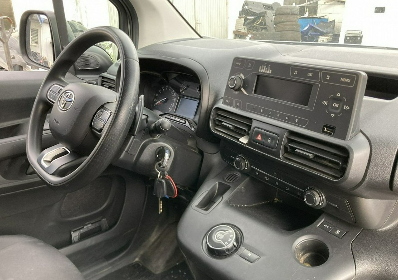 Toyota Inny Toyota Toyota Proace City Maxi - 5 osob Automat Klima Salon PL Model 2021 - Furgón: foto 3 Toyota Inny Toyota Toyota Proace City Maxi - 5 osob Automat Klima Salon PL Model 2021 - Furgón: foto 3