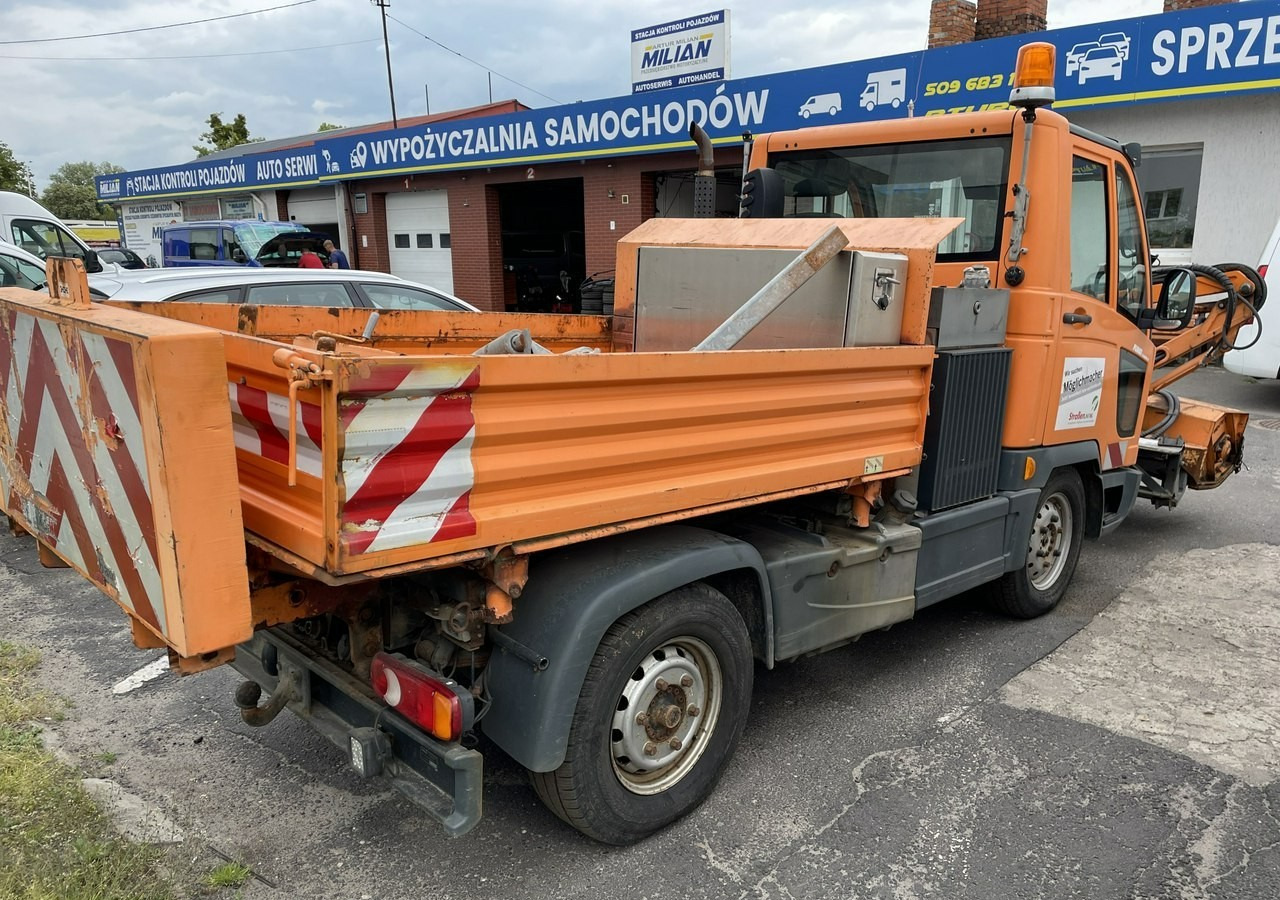 Multicar Inny Multicar Multicar M-3 Kosiarka Teleskopowa posypywarka pług 2008 - Vehículo municipal: foto 3 Multicar Inny Multicar Multicar M-3 Kosiarka Teleskopowa posypywarka pług 2008 - Vehículo municipal: foto 3