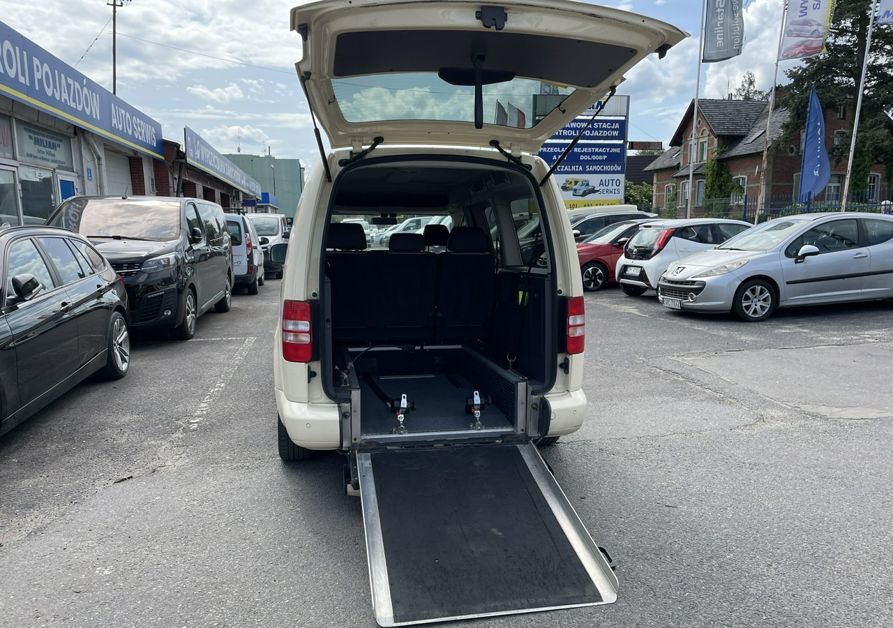 Volkswagen Caddy III Caddy 1.6 TDI dla Niepełnosprawnych inwalida rampa 2015 - Coche: foto 2 Volkswagen Caddy III Caddy 1.6 TDI dla Niepełnosprawnych inwalida rampa 2015 - Coche: foto 2