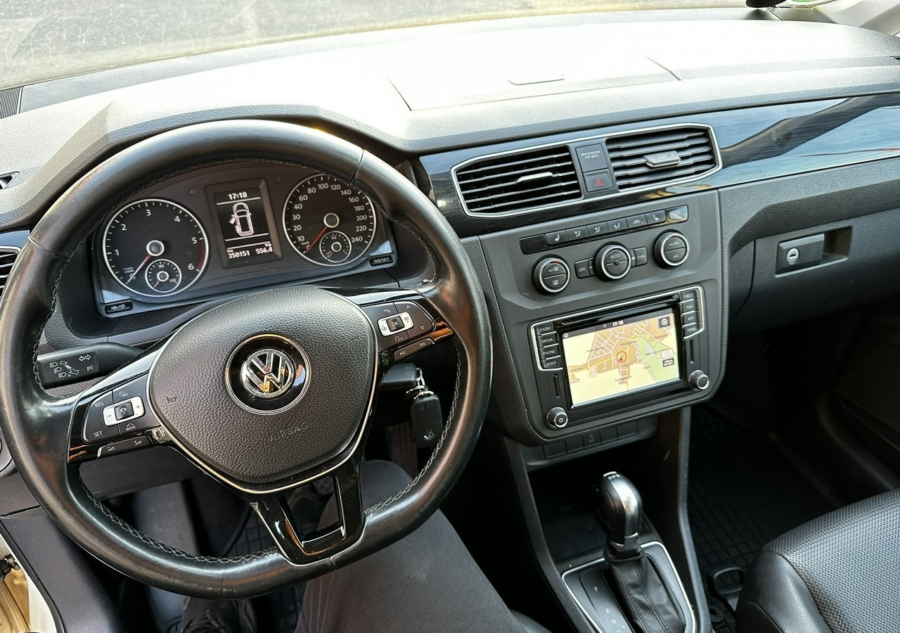 Volkswagen Caddy III Caddy 2.0 TDI do przewozu Niepełnosprawnych Inwalida Rampa 2020 Pefr - Coche: foto 4 Volkswagen Caddy III Caddy 2.0 TDI do przewozu Niepełnosprawnych Inwalida Rampa 2020 Pefr - Coche: foto 4