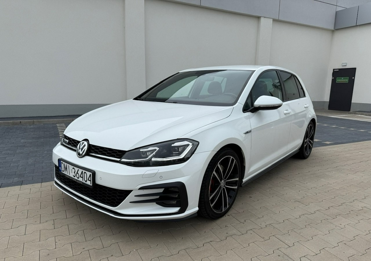 Volkswagen Golf VII GTD 2.0TDI 184KM FullLed Navi Klimatronik ACC Asystenci - Berlina: foto 1 Volkswagen Golf VII GTD 2.0TDI 184KM FullLed Navi Klimatronik ACC Asystenci - Berlina: foto 1