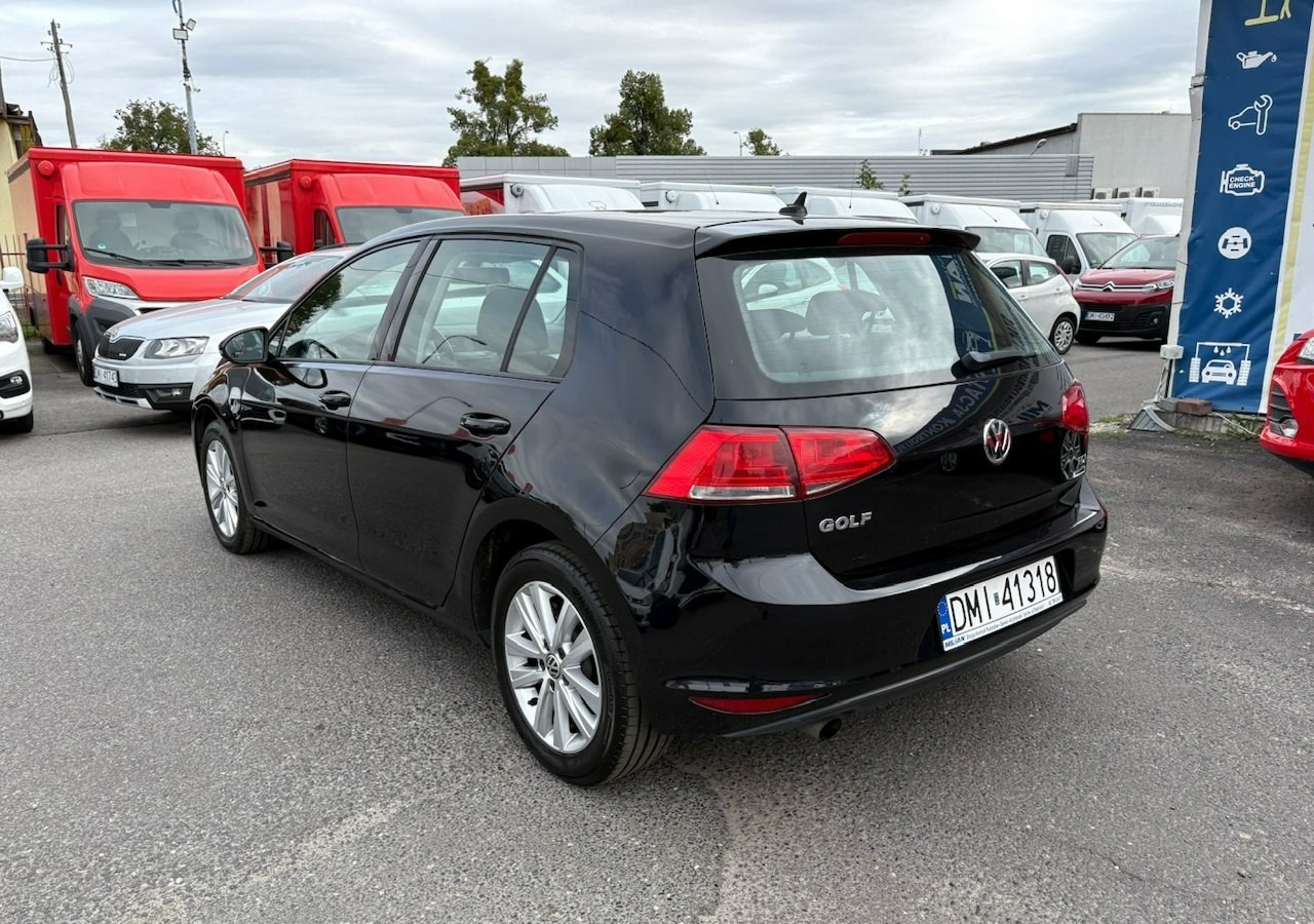 Volkswagen Golf VII VII 1,6 TDI 110KM 153TKM Klimatronik Navi Alu PDC 2015 Bez wkładu fi - Hatchback: foto 4 Volkswagen Golf VII VII 1,6 TDI 110KM 153TKM Klimatronik Navi Alu PDC 2015 Bez wkładu fi - Hatchback: foto 4