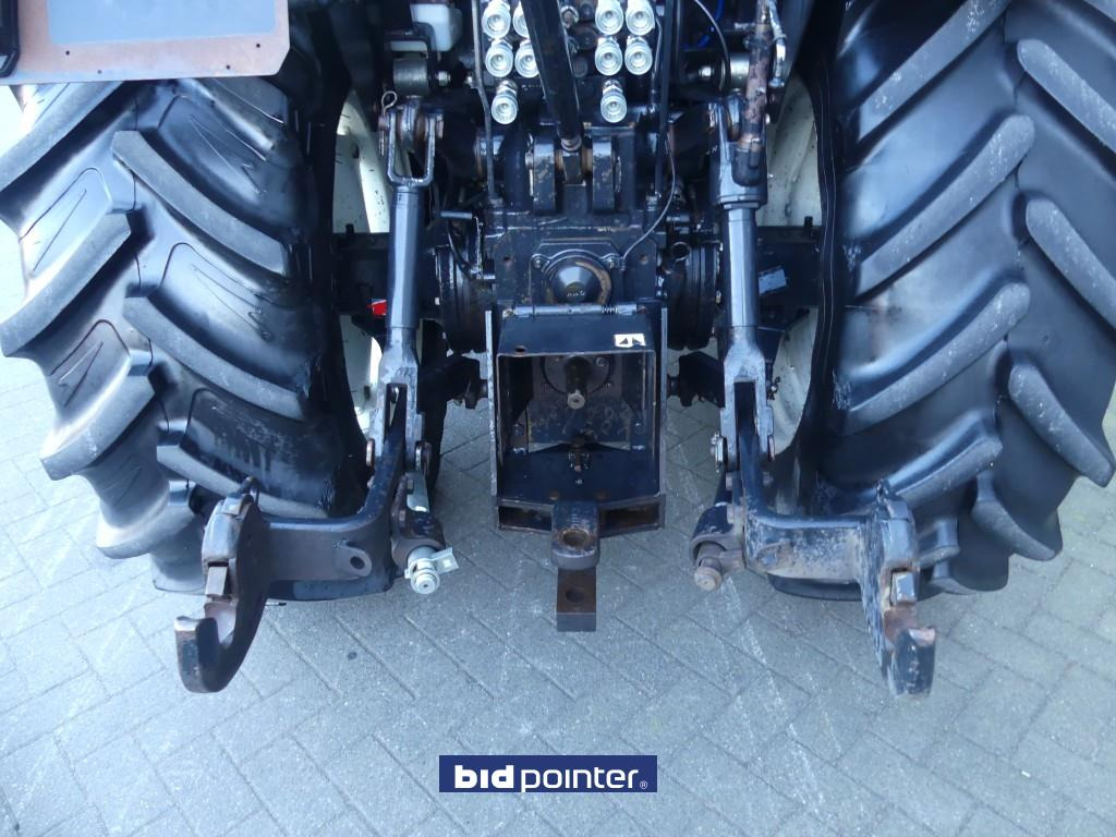 2012 New Holland T4.95F - Tractor: foto 5 2012 New Holland T4.95F - Tractor: foto 5