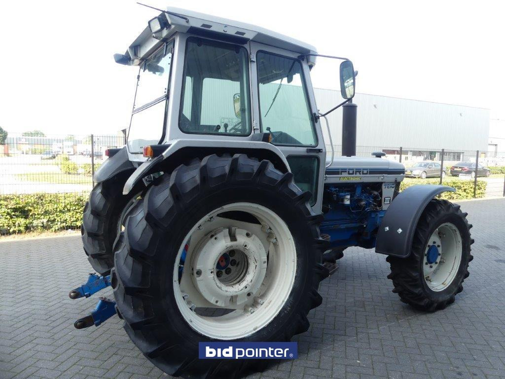 Tractor Ford 7810 Silver Jubilee: foto 7