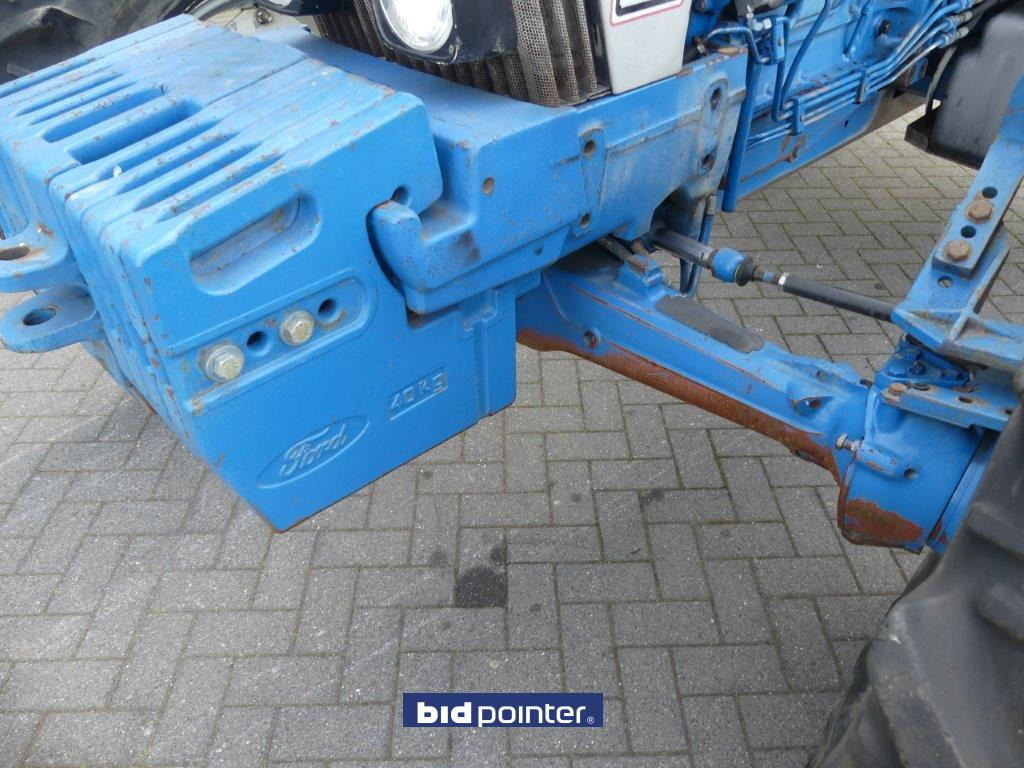 Tractor Ford 7810 Silver Jubilee: foto 11