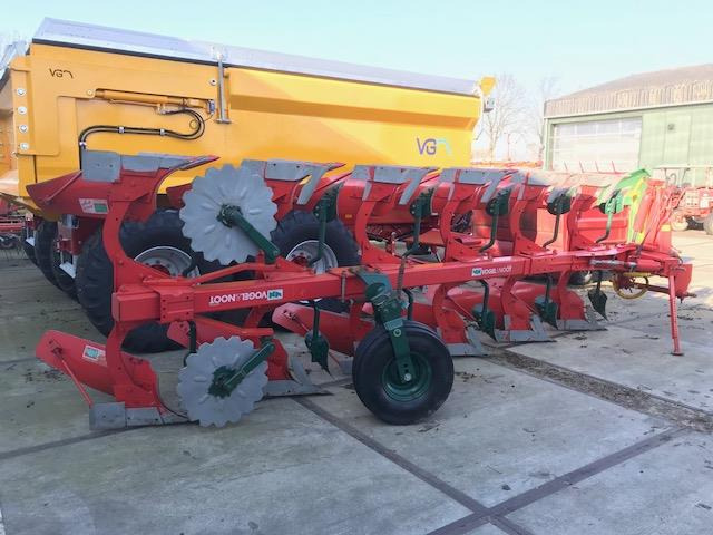 Vogel & Noot 6 schaar wentelploeg - Arado: foto 3 Vogel & Noot 6 schaar wentelploeg - Arado: foto 3