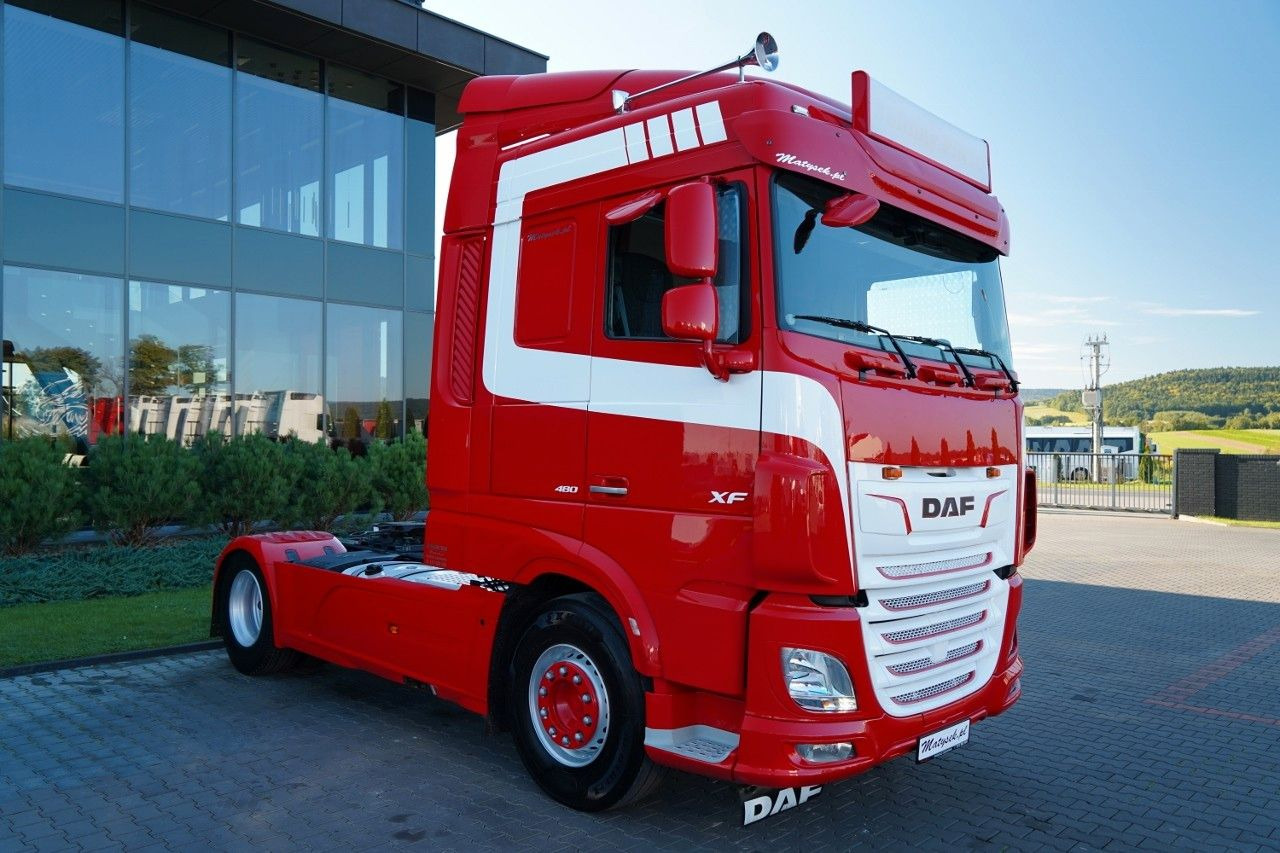DAF XF 480 / SPACE CAB / RETARDER / I-PARK COOL / O - Cabeza tractora: foto 2 DAF XF 480 / SPACE CAB / RETARDER / I-PARK COOL / O - Cabeza tractora: foto 2