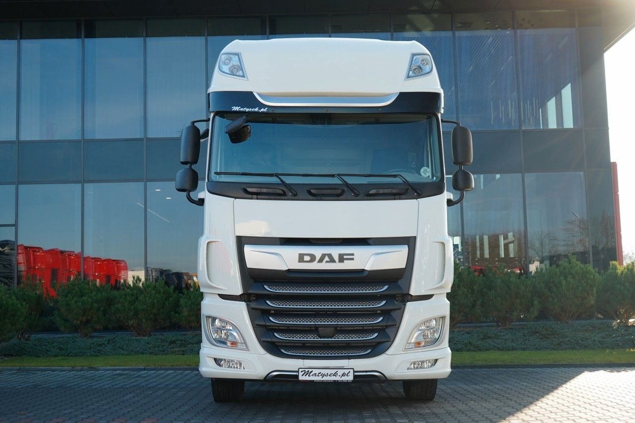 DAF XF 480 / SUPER SPACE CAB / / 2021 ROK - Cabeza tractora: foto 3 DAF XF 480 / SUPER SPACE CAB / / 2021 ROK - Cabeza tractora: foto 3