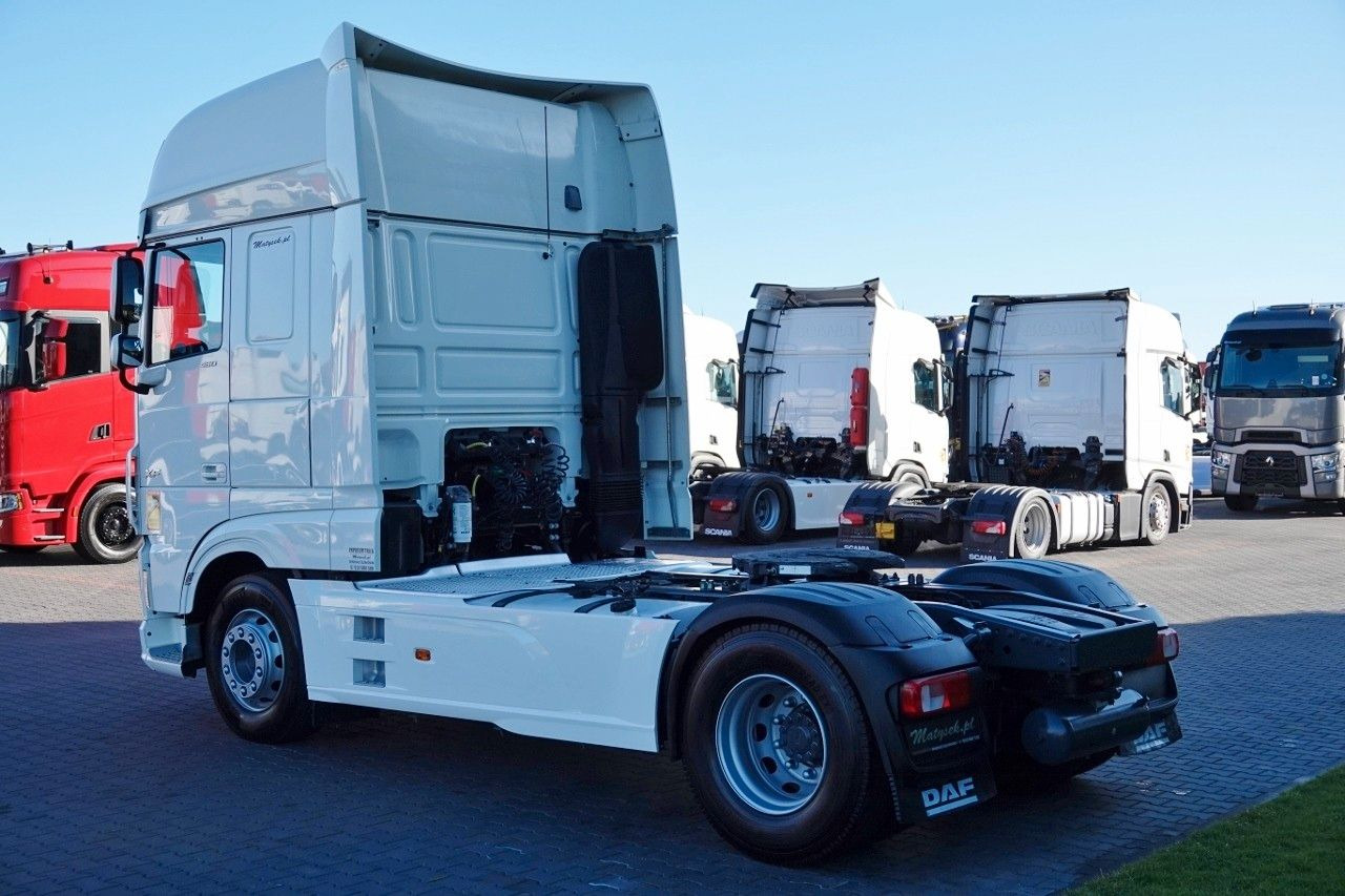 DAF XF 480 / SUPER SPACE CAB / I-PARK COOL / OPONY - Cabeza tractora: foto 4 DAF XF 480 / SUPER SPACE CAB / I-PARK COOL / OPONY - Cabeza tractora: foto 4