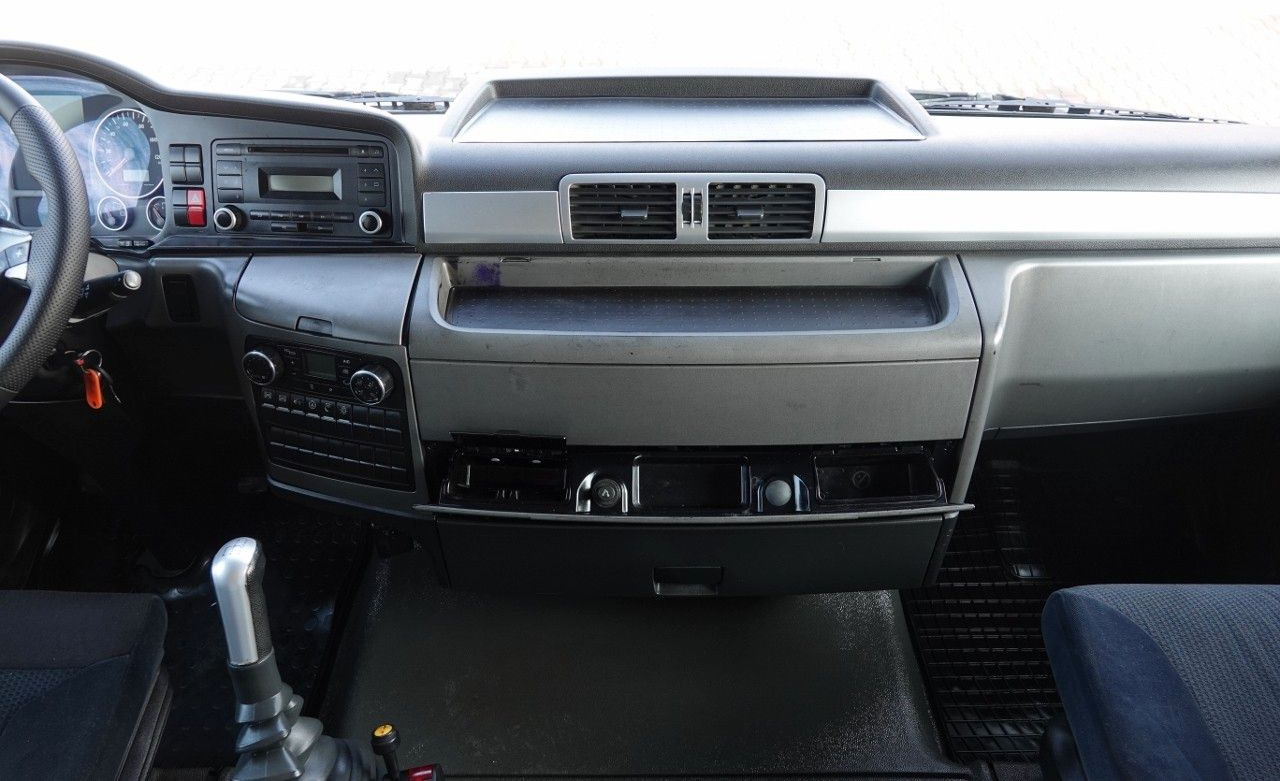 Cabeza tractora MAN TGX 18.480 / HYDRAULIKA / RETARDER / MANUAL /  N: foto 16 Cabeza tractora MAN TGX 18.480 / HYDRAULIKA / RETARDER / MANUAL /  N: foto 16