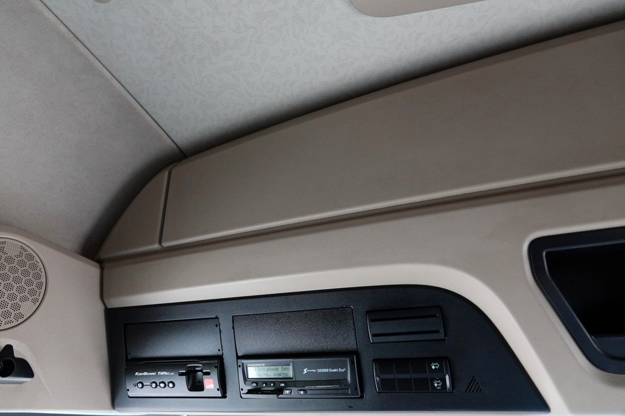 Cabeza tractora Mercedes-Benz ACTROS 1843 / RETARDER / ALUFELGI / EURO 6 / SPR: foto 16 Cabeza tractora Mercedes-Benz ACTROS 1843 / RETARDER / ALUFELGI / EURO 6 / SPR: foto 16