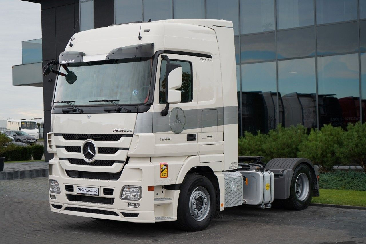 Mercedes-Benz ACTROS 1844 / HYDRAULIKA / 2010 / - Cabeza tractora: foto 4 Mercedes-Benz ACTROS 1844 / HYDRAULIKA / 2010 / - Cabeza tractora: foto 4