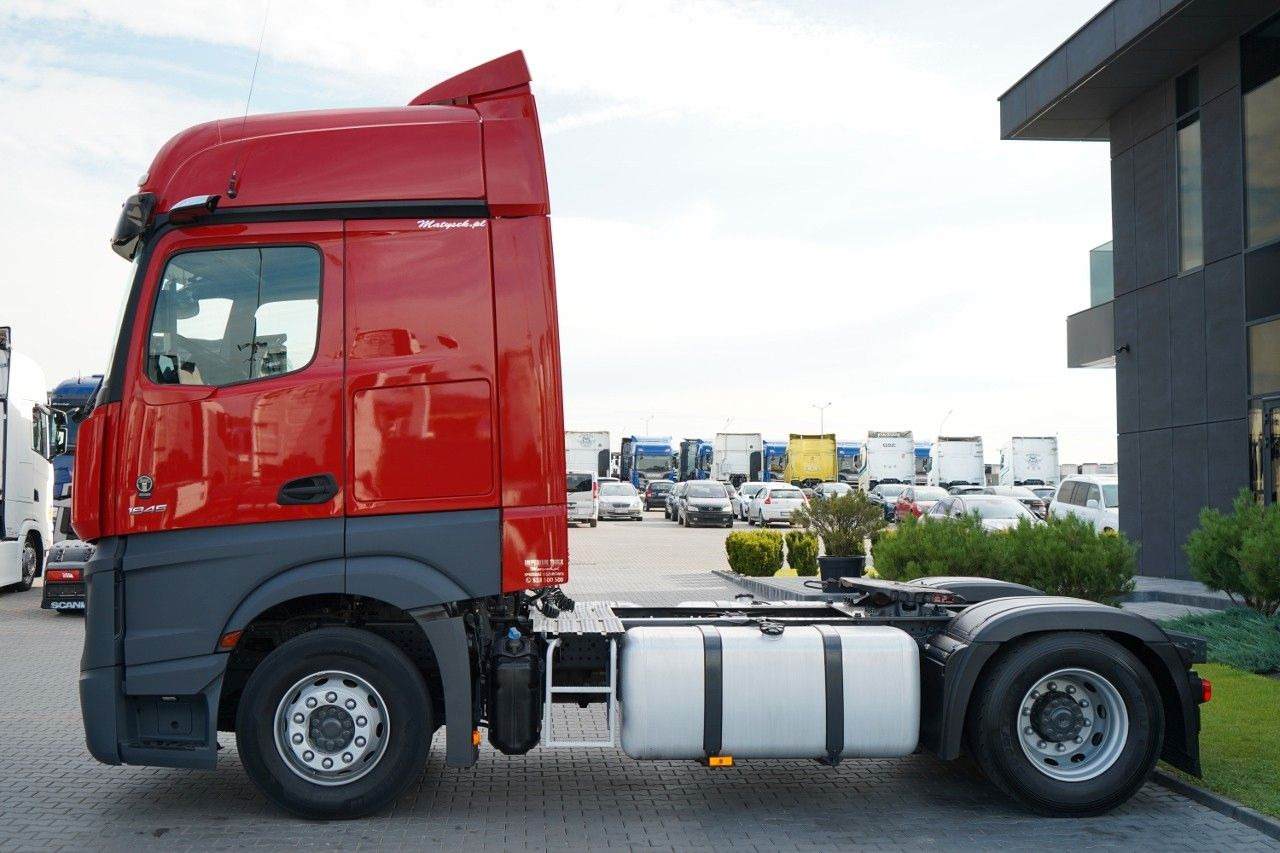 Mercedes-Benz ACTROS 1845 / MP5 / BIG SPACE / PO KONTRAKCIE SE - Cabeza tractora: foto 4 Mercedes-Benz ACTROS 1845 / MP5 / BIG SPACE / PO KONTRAKCIE SE - Cabeza tractora: foto 4