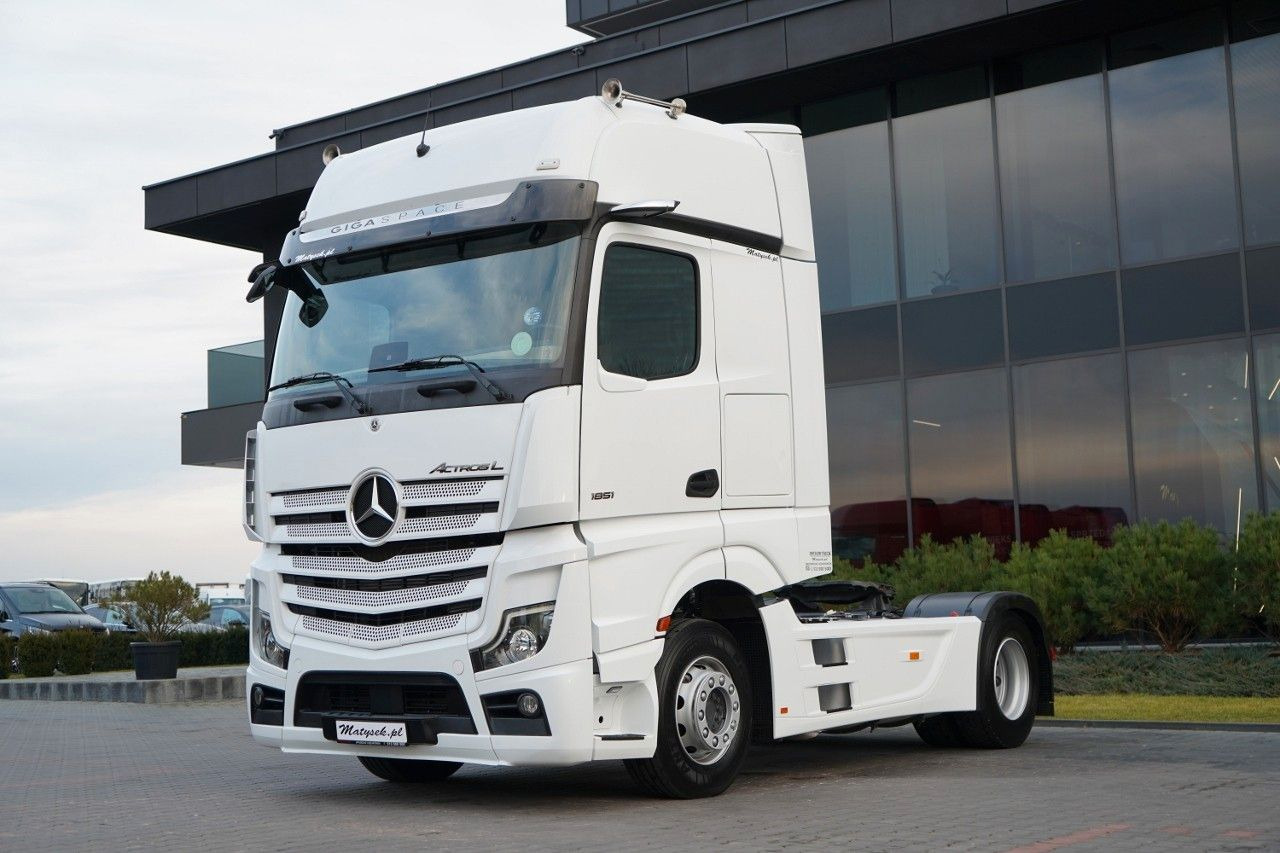 Mercedes-Benz ACTROS L 1851 / GIGA SPACE / RETARDER / 2022 R - Cabeza tractora: foto 1 Mercedes-Benz ACTROS L 1851 / GIGA SPACE / RETARDER / 2022 R - Cabeza tractora: foto 1