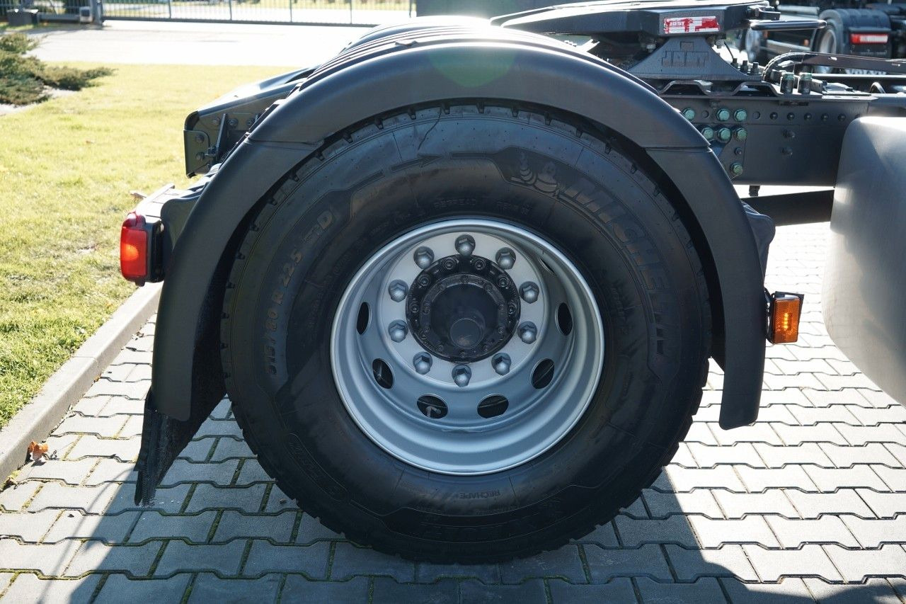 Cabeza tractora Scania P 450 / RETARDER / HYDRAULIKA / NISKA KABINA: foto 21