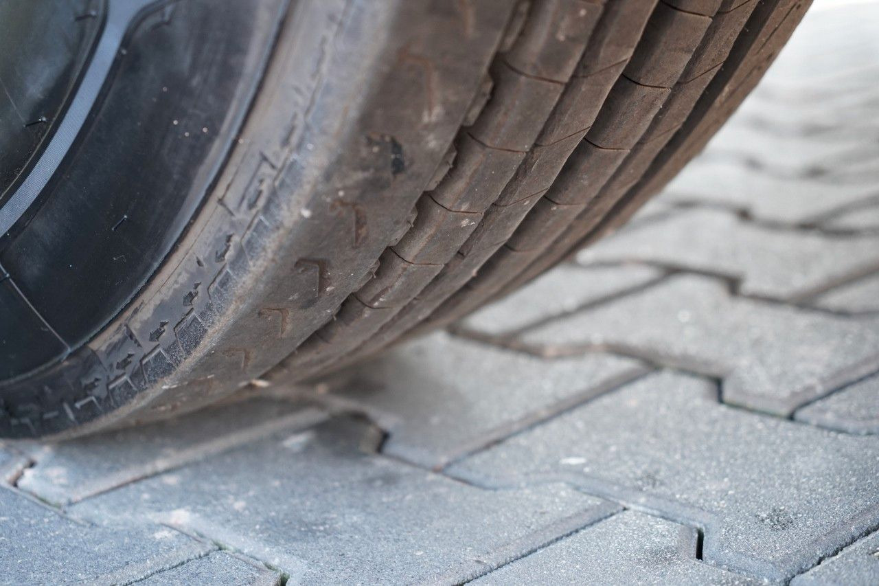 Cabeza tractora Scania P 450 / RETARDER / HYDRAULIKA / NISKA KABINA: foto 18