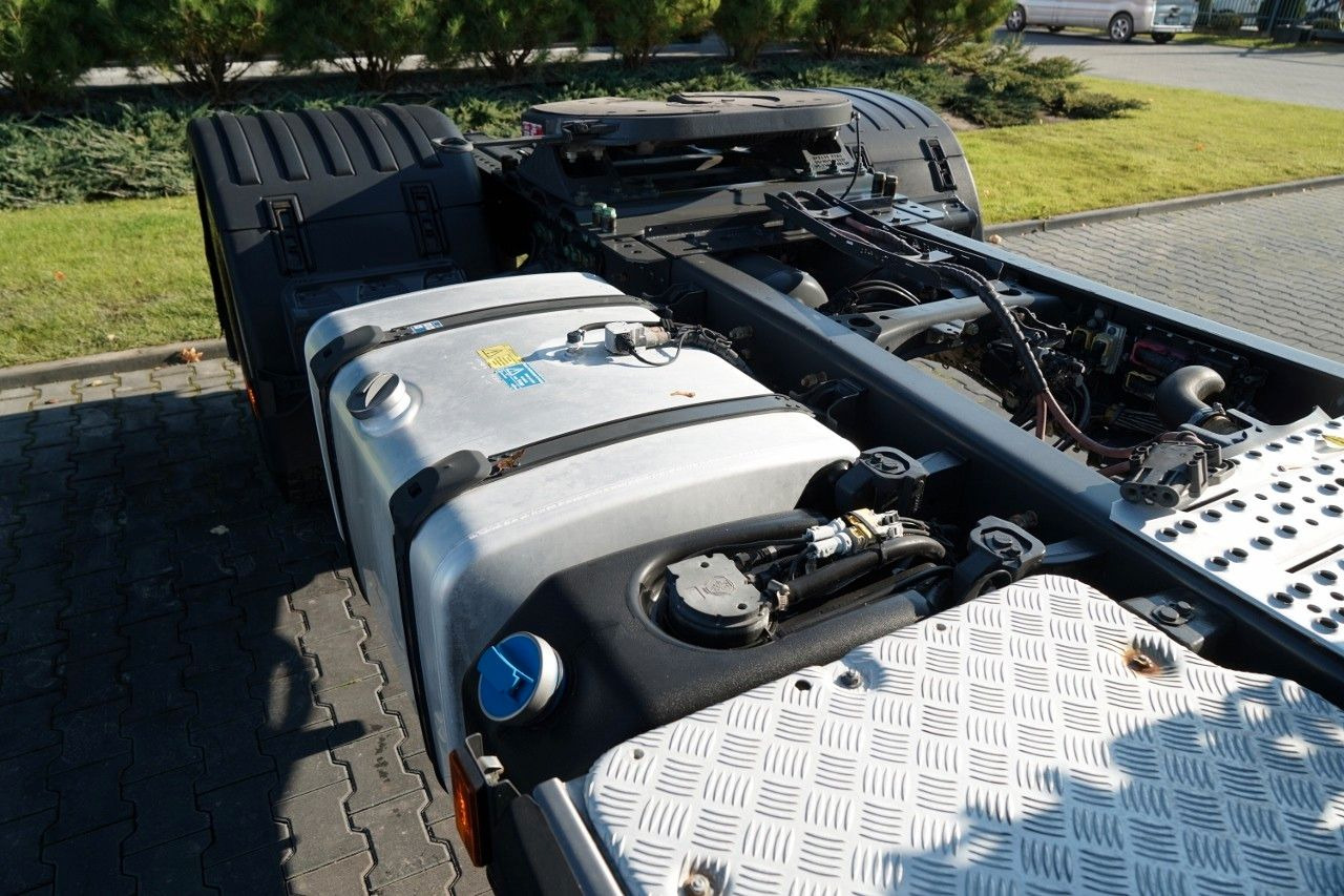 Cabeza tractora Scania P 450 / RETARDER / HYDRAULIKA / NISKA KABINA: foto 17