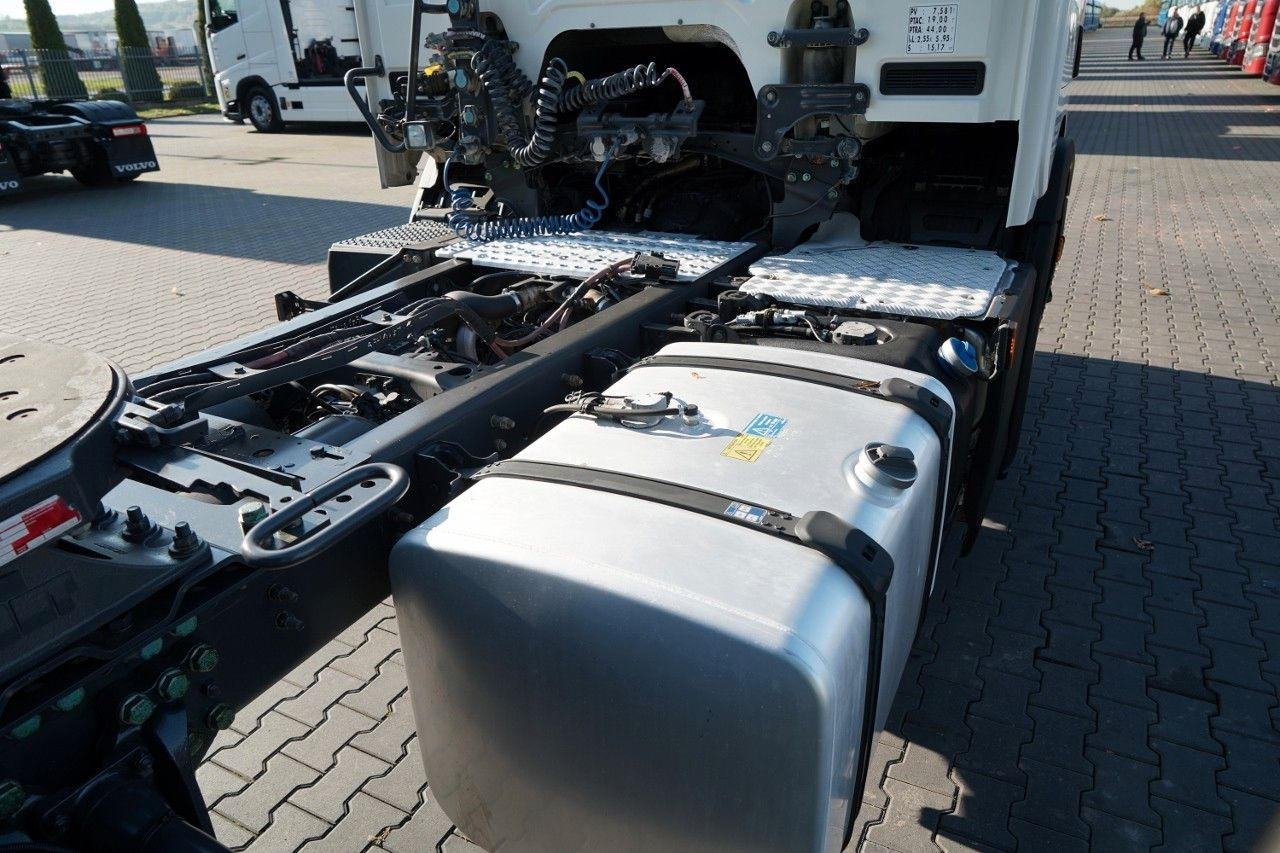 Cabeza tractora Scania P 450 / RETARDER / HYDRAULIKA / NISKA KABINA: foto 16