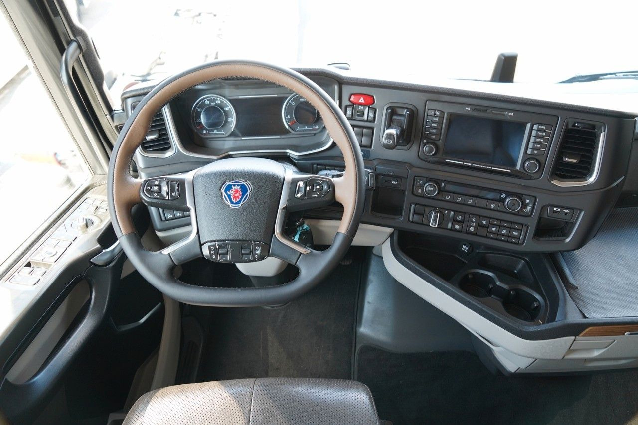 Arrendamiento de Scania S 500 / RETARDER / I-PARK COOL / FULL AIRMATIC Scania S 500 / RETARDER / I-PARK COOL / FULL AIRMATIC: foto 14 Arrendamiento de Scania S 500 / RETARDER / I-PARK COOL / FULL AIRMATIC Scania S 500 / RETARDER / I-PARK COOL / FULL AIRMATIC: foto 14