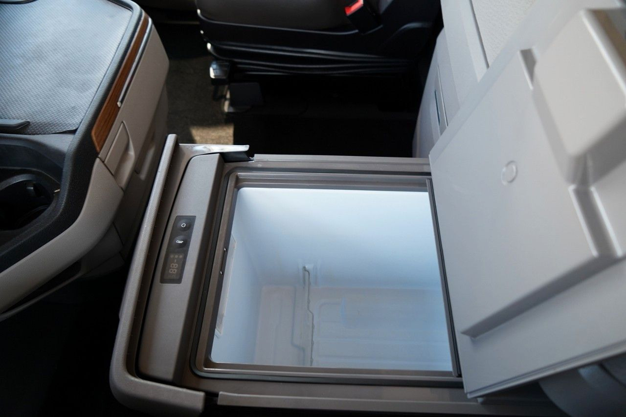 Arrendamiento de Scania S 500 / RETARDER / I-PARK COOL / FULL AIRMATIC Scania S 500 / RETARDER / I-PARK COOL / FULL AIRMATIC: foto 13 Arrendamiento de Scania S 500 / RETARDER / I-PARK COOL / FULL AIRMATIC Scania S 500 / RETARDER / I-PARK COOL / FULL AIRMATIC: foto 13