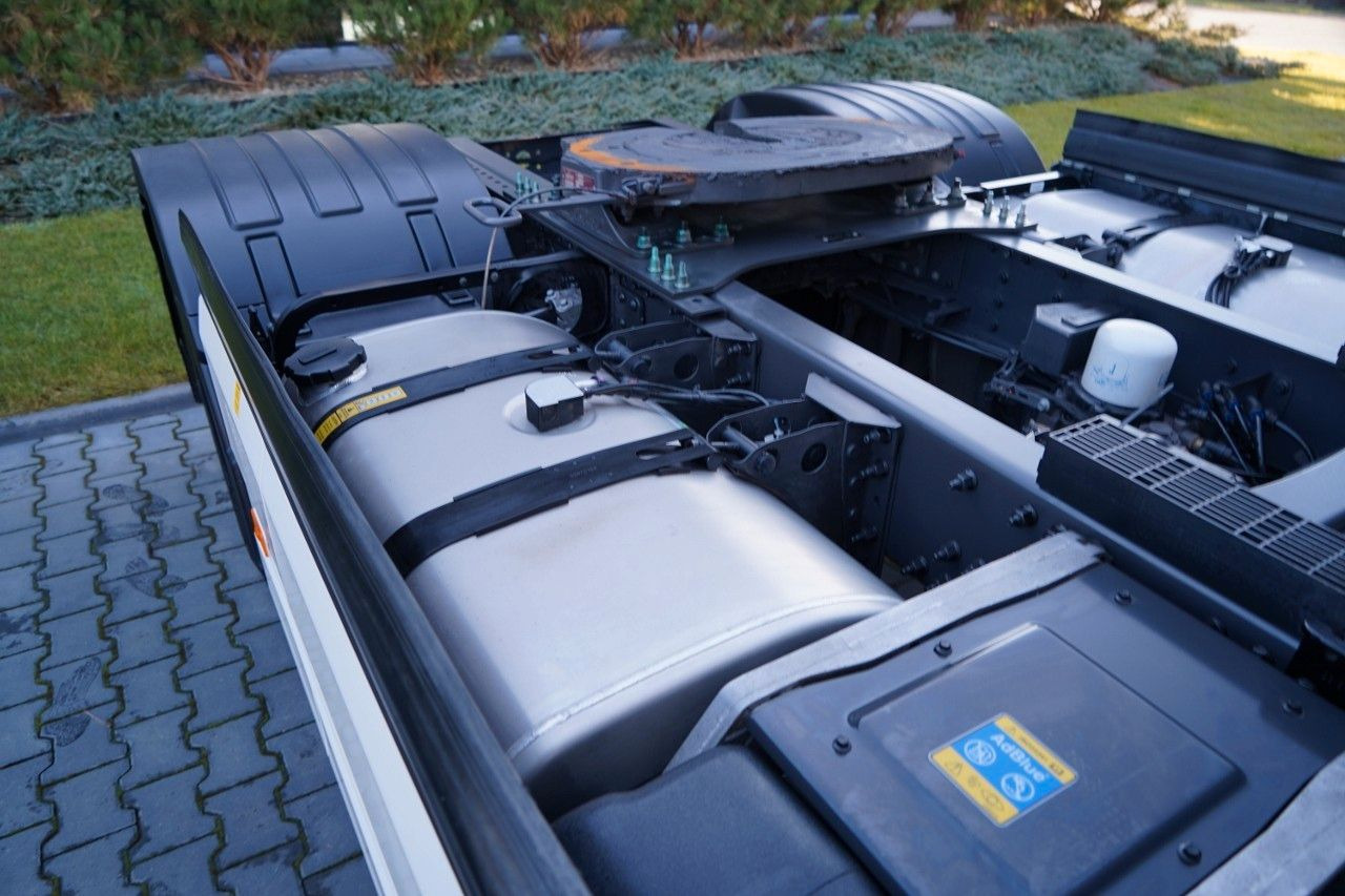 Arrendamiento de Volvo FH 500 AERO / 2025 ROK / I-SAVE / XXL / GWARANC Volvo FH 500 AERO / 2025 ROK / I-SAVE / XXL / GWARANC: foto 17 Arrendamiento de Volvo FH 500 AERO / 2025 ROK / I-SAVE / XXL / GWARANC Volvo FH 500 AERO / 2025 ROK / I-SAVE / XXL / GWARANC: foto 17