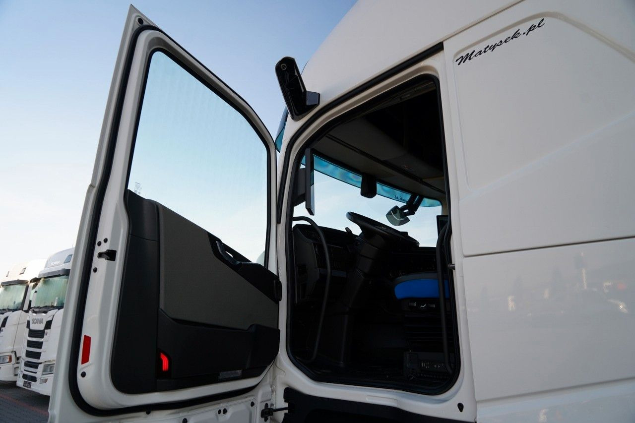 Arrendamiento de Volvo FH 500 AERO / 2025 ROK / I-SAVE / XXL / GWARANC Volvo FH 500 AERO / 2025 ROK / I-SAVE / XXL / GWARANC: foto 23 Arrendamiento de Volvo FH 500 AERO / 2025 ROK / I-SAVE / XXL / GWARANC Volvo FH 500 AERO / 2025 ROK / I-SAVE / XXL / GWARANC: foto 23