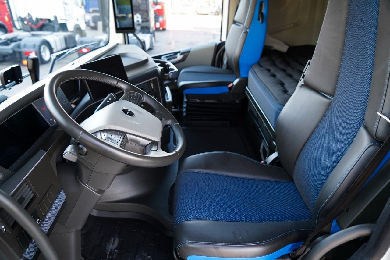 Arrendamiento de Volvo FH 500 AERO / 2025 ROK / I-SAVE / XXL / GWARANC Volvo FH 500 AERO / 2025 ROK / I-SAVE / XXL / GWARANC: foto 25 Arrendamiento de Volvo FH 500 AERO / 2025 ROK / I-SAVE / XXL / GWARANC Volvo FH 500 AERO / 2025 ROK / I-SAVE / XXL / GWARANC: foto 25