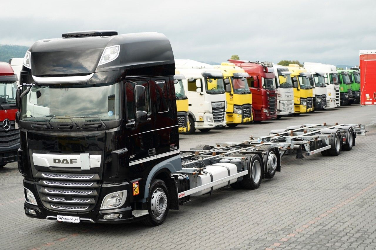 DAF XF 480 / BDF / 6X2 / ZESTAW TANDEM / SSC / I-PA - Camión portacontenedore/ Intercambiable: foto 1 DAF XF 480 / BDF / 6X2 / ZESTAW TANDEM / SSC / I-PA - Camión portacontenedore/ Intercambiable: foto 1