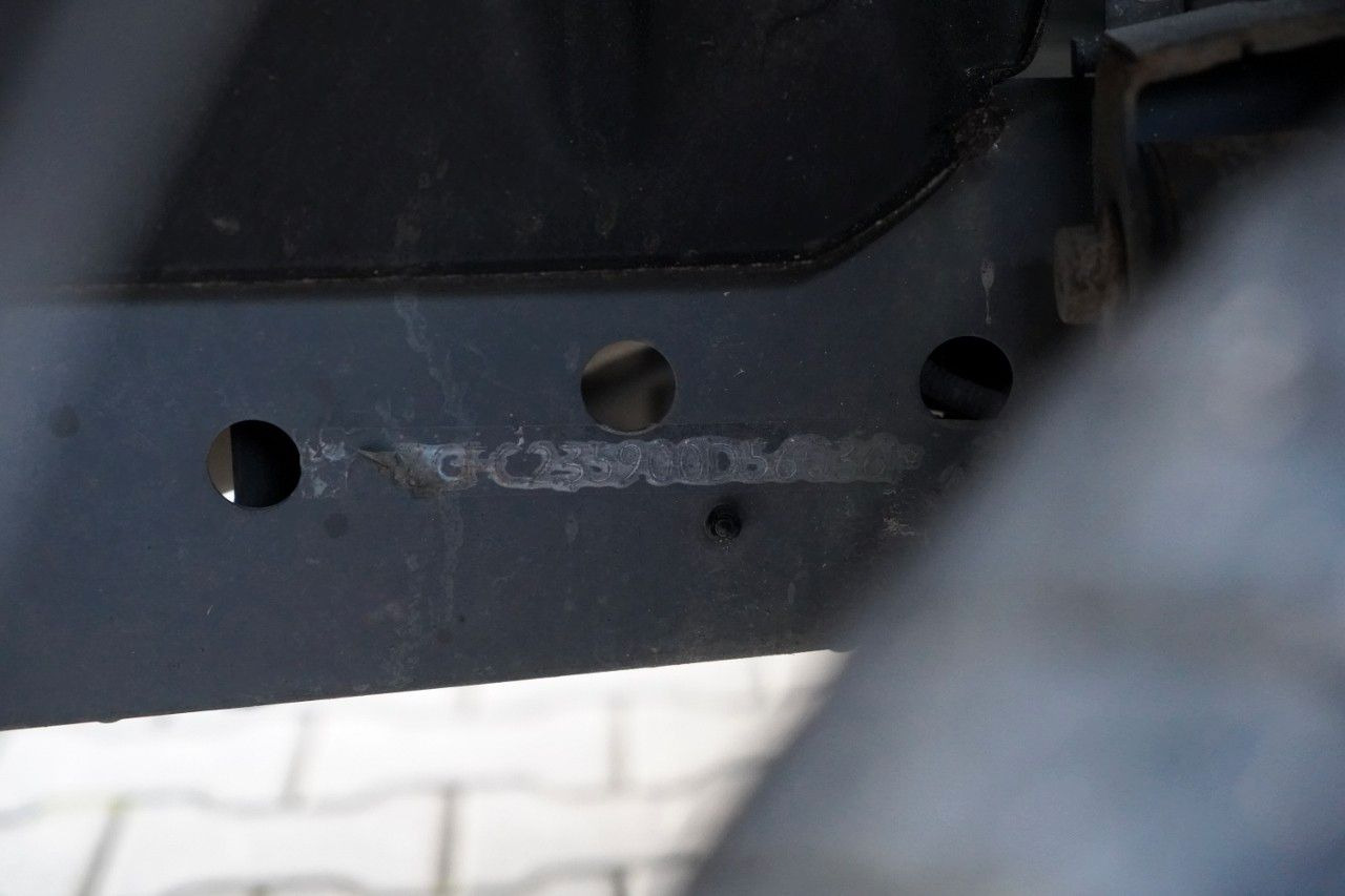 Furgoneta frigorifica Iveco DAILY 35-130 / CHŁODNIA / AGREGAT CARRIER PULSOR: foto 40 Furgoneta frigorifica Iveco DAILY 35-130 / CHŁODNIA / AGREGAT CARRIER PULSOR: foto 40