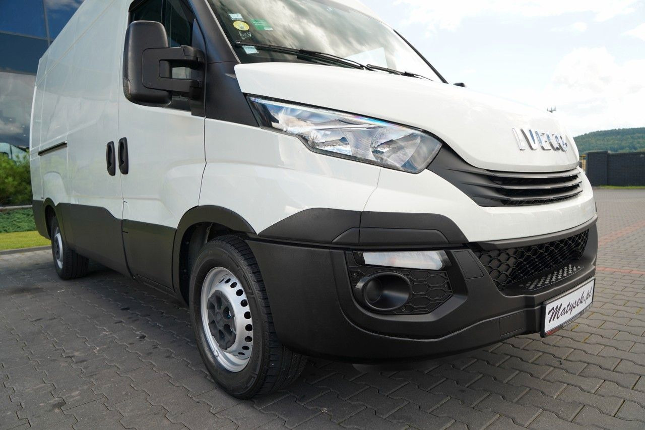 Iveco DAILY 35-140 / BLASZAK / MOBILNY WARSZTAT / PRZ - Furgón: foto 4 Iveco DAILY 35-140 / BLASZAK / MOBILNY WARSZTAT / PRZ - Furgón: foto 4