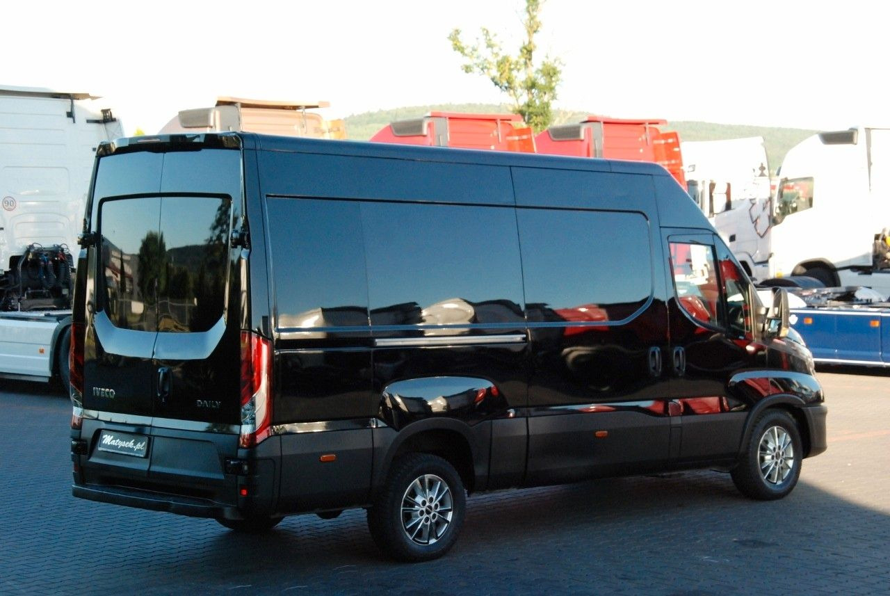 Iveco DAILY 35-180 / BLASZAK / 2022 ROK / HI-MATIC / - Furgón: foto 4 Iveco DAILY 35-180 / BLASZAK / 2022 ROK / HI-MATIC / - Furgón: foto 4