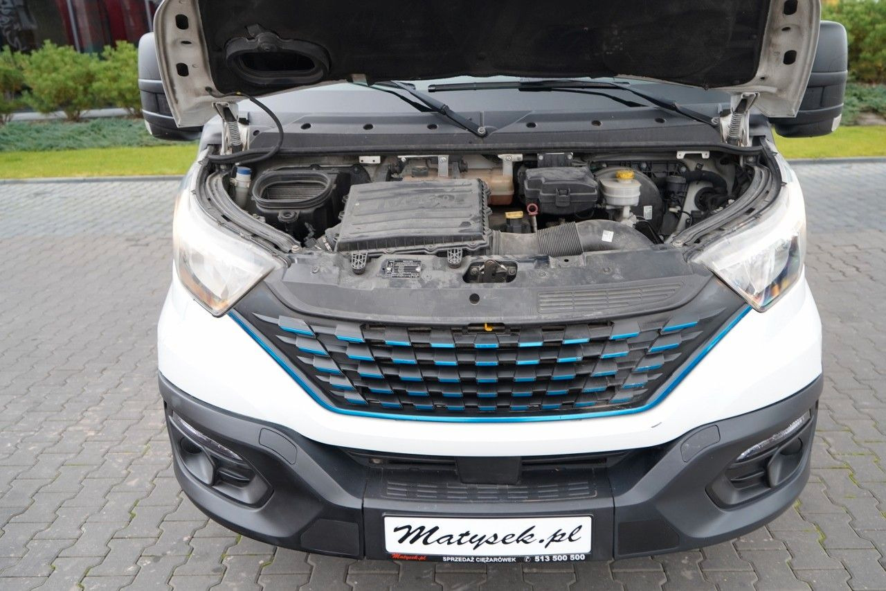 Furgoneta frigorifica Iveco DAILY 35-NP / CNG / KONTENER / MANUAL / WINDA P: foto 40