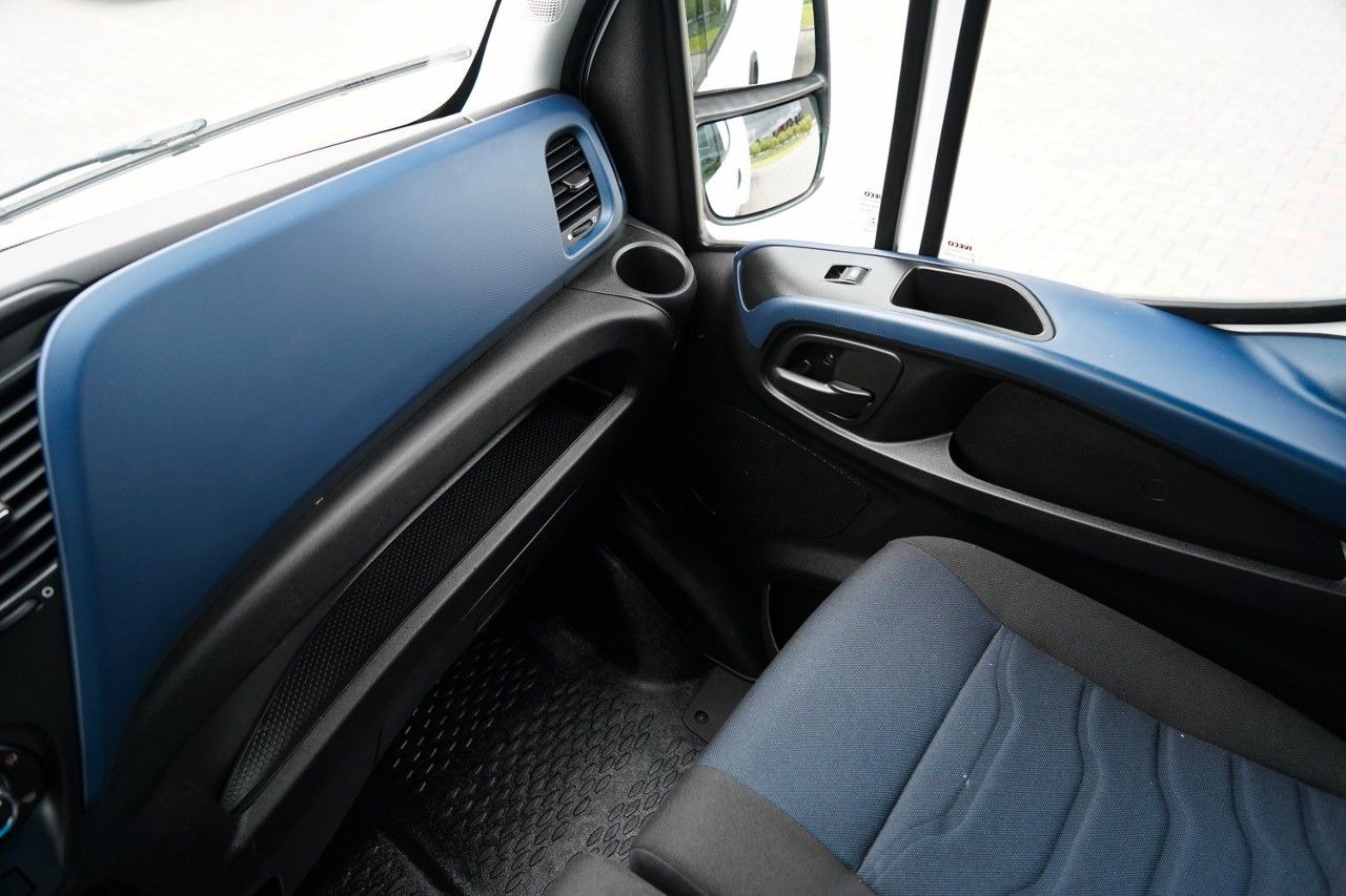 Furgoneta frigorifica Iveco DAILY 35-NP / CNG / KONTENER / MANUAL / WINDA P: foto 34