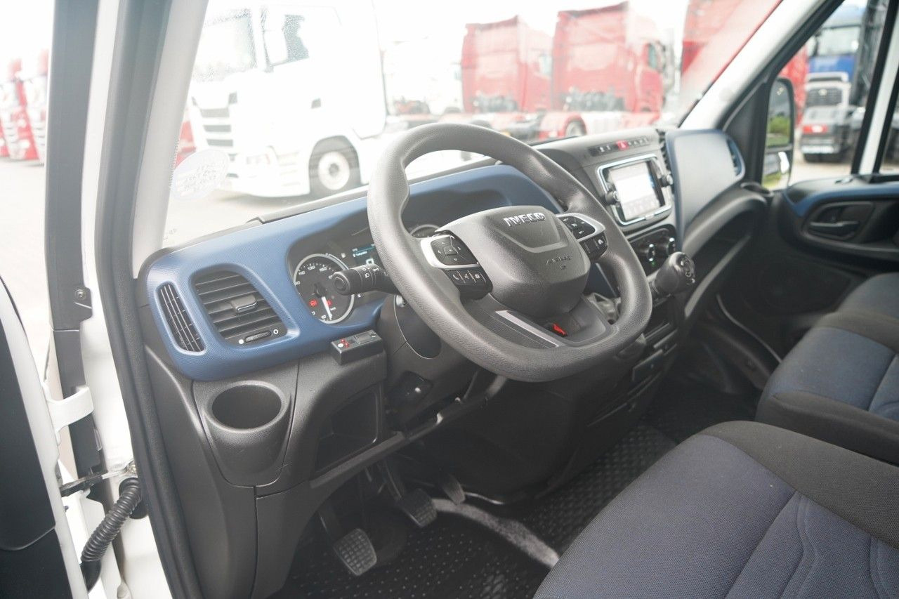 Furgoneta frigorifica Iveco DAILY 35-NP / CNG / KONTENER / MANUAL / WINDA P: foto 28
