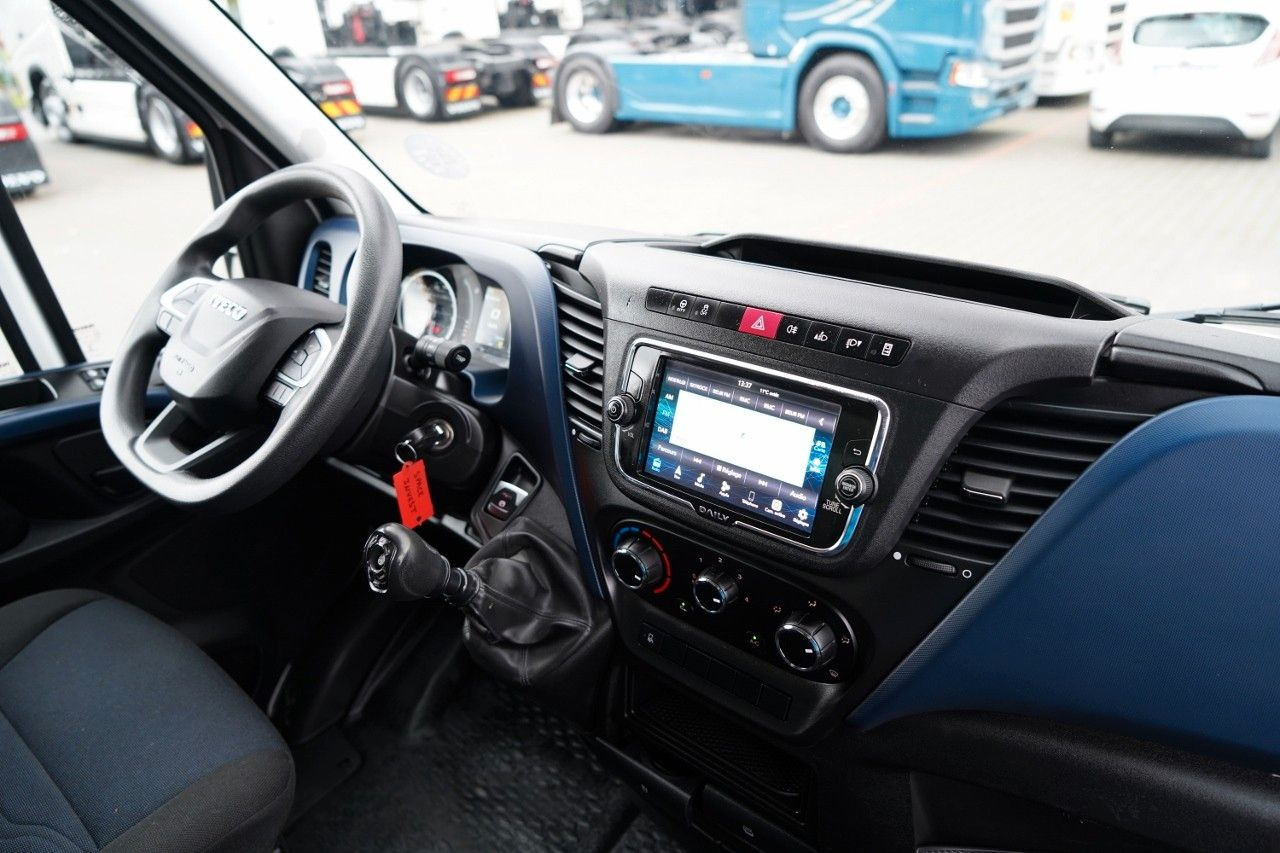 Furgoneta frigorifica Iveco DAILY 35-NP / CNG / KONTENER / MANUAL / WINDA P: foto 31