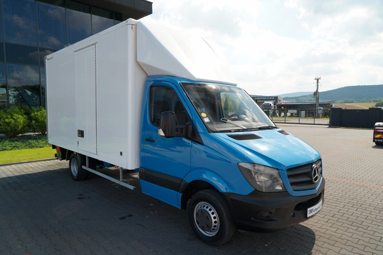 Iveco SPRINTER / KONTENER / BLIŹNIAK / WINDA DHOLLANDI - Furgoneta frigorifica: foto 2 Iveco SPRINTER / KONTENER / BLIŹNIAK / WINDA DHOLLANDI - Furgoneta frigorifica: foto 2